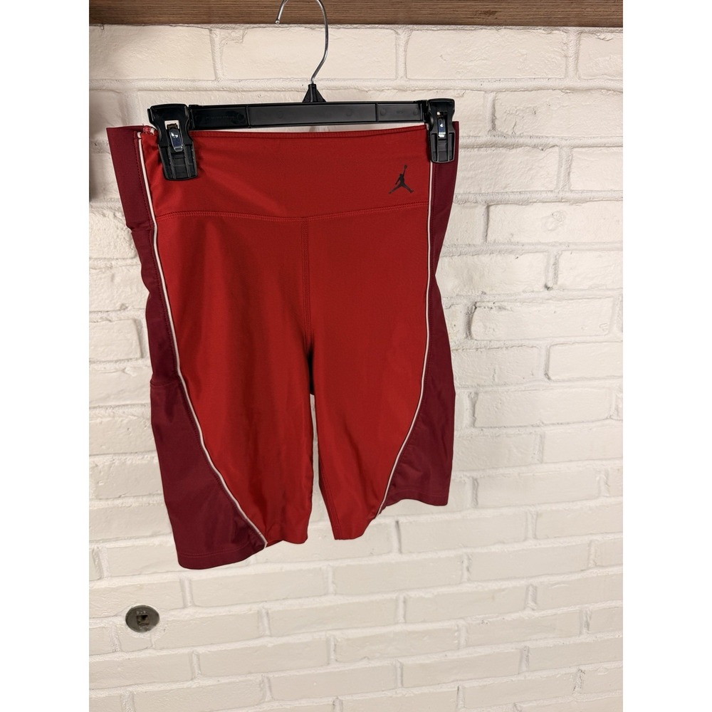Biker Jordan Essential Pocket Shorts M Red Burgundy Tight Fit Jumpman Athletic